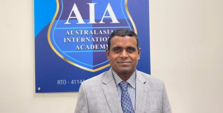 अस्ट्रेलियामा चलाउँछन् कलेज, भन्छन्– आप्रवासी नीति सहज भए विद्यार्थी बढ्छन्