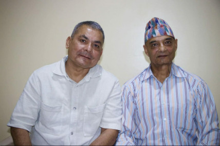 लिङ्देनसँग डेढ वर्ष भिडेर निस्किए धवल शम्शेर, दुर्गा प्रसाईंसँग मिलेर नयाँ पार्टी बनाउने