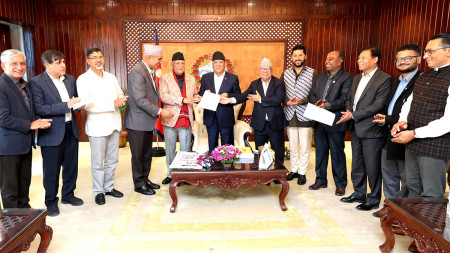 तस्बिरः प्रधानमन्त्रीको सचिवालय