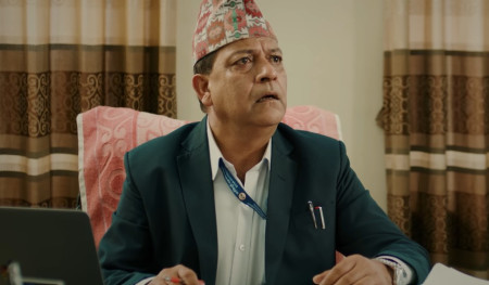 'झरीपछिको इन्द्रेणी' को दृश्यमा अभिनेता गणेश उप्रेती