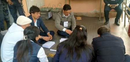 कोशी प्रदेशमा राष्ट्रियसभा निर्वाचनपछि भएको मतगणना। तस्बिरः मनोज दाहाल/रासस