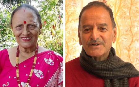 दायाँमा एमालेकी रूक्मिणी कोइराला  बायाँमा कांग्रेसका कृष्णप्रसाद सिटौला