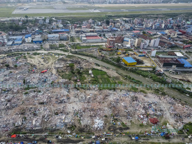 डोजर चलाएर सुकुम्बासी हटाएपछि अहिले यस्तो देखिएको छ मनोहरा बस्ती, हेर्नुहोस् तस्बिरहरू
