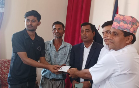 तस्बिर स्रोत: नीरजकुमार कामतको फेसबुकबाट