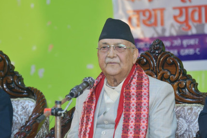 डोजर लाउने मान्छे आए भनेर डराएका छन्- ओली