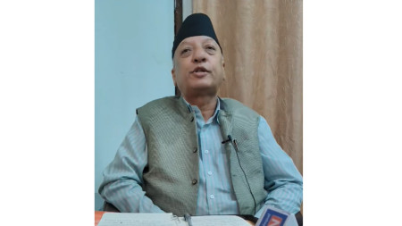 राजेन्द्र गौतम।