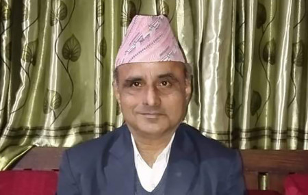 एमालेका प्रमुख सचेतक रेवतीरमण भण्डारी।