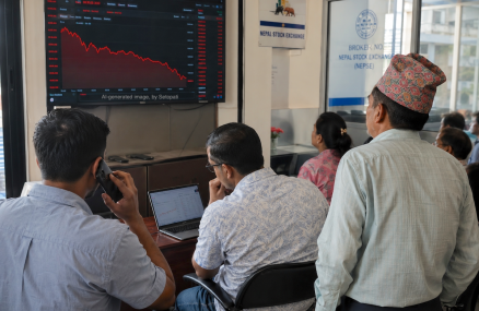 ४ खर्ब सम्पत्ति घट्ने गरी किन डराइरहेका छन् सेयर लगानीकर्ता?