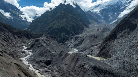 लाङटाङ विपत्तिको ७ दिन अघिसम्म स्याटलाइटले देखेको थियो हिम–चट्टान क्षेत्रको हलचल