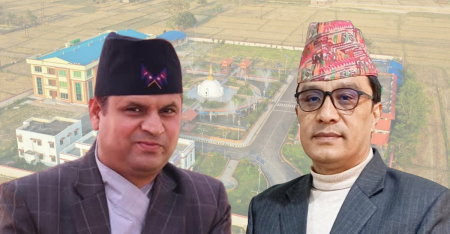 रजिष्ट्रार इन्द्र काफ्ले(बायाँ) र भिसी माणिक रत्न शाक्य (दायाँ)