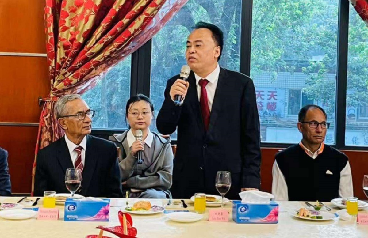 चीनको विकास नेपालका लागि प्रेरणा: दिनानाथ शर्मा