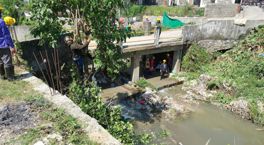 फाइल।