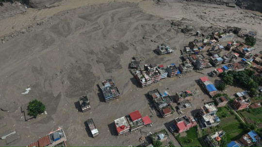 बढी क्षति पुगेको टिमुरे र स्याफ्रुबेसीको अवस्था, हेलिकप्टरबाट उद्धार गरिएका वडा सदस्य के भन्छन्?