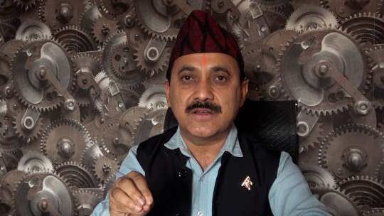 पत्रकार पक्राउ प्रकरणमा विश्वप्रकाशको प्रश्न- निर्देशन कसको थियो, जिम्मेवारी कसले लिने?