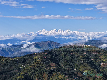 तीन दिनको झरीपछि खुलेको काठमाडौंको आकाश, देखिए हिमाल (तस्बिरहरू)
