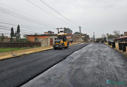 चार वर्षदेखि निर्माण क्षेत्रमा सुस्तता, कसरी बिग्रियो चक्र?