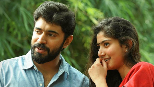 प्रेमकथामा बनेको एउटा सुपरहिट मलयालम फिल्म, हेर्नुस् युट्युबमा