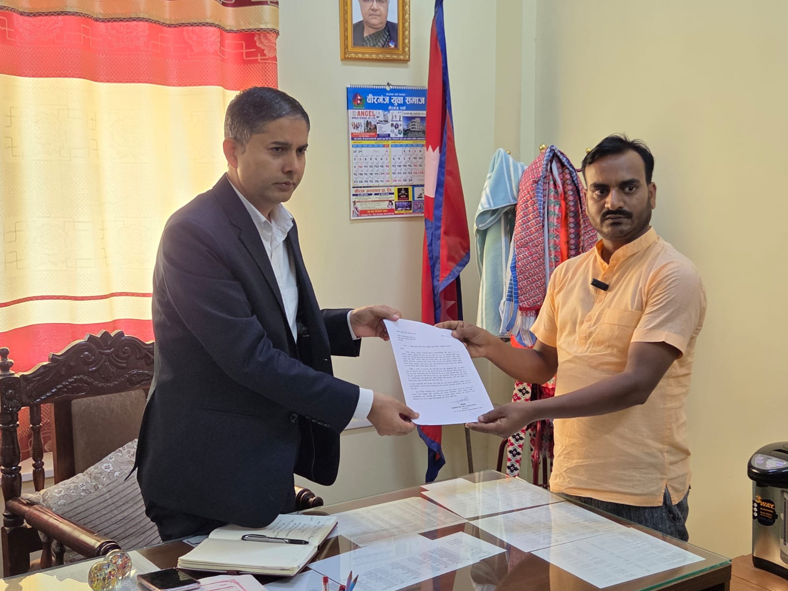 अलपत्र सडक निर्माण गराइदिन वडाध्यक्षले गराए सहरी विकास मन्त्रीको ध्यानाकर्षण