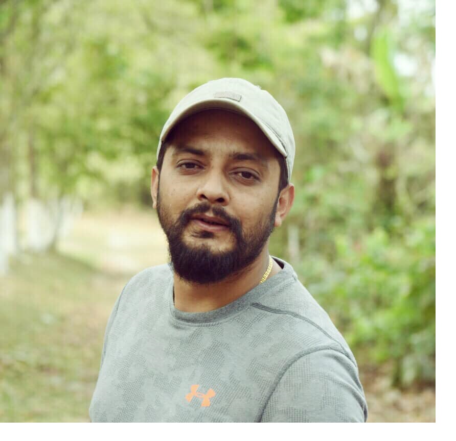 तस्बिरः आरके अदिप्त गिरीको फेसबुक प्रोफाइलबाट