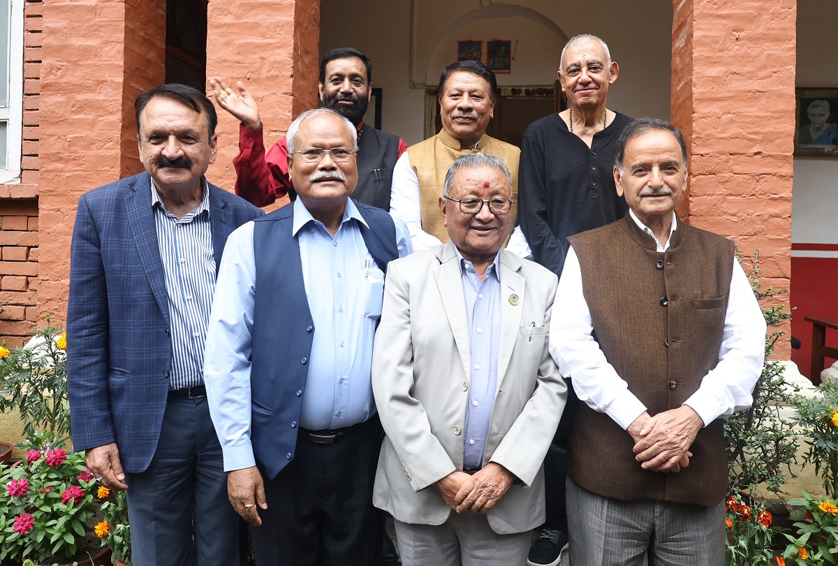 शेखरको सक्रियतामा देउवानिकट ७ भाइको चासो
