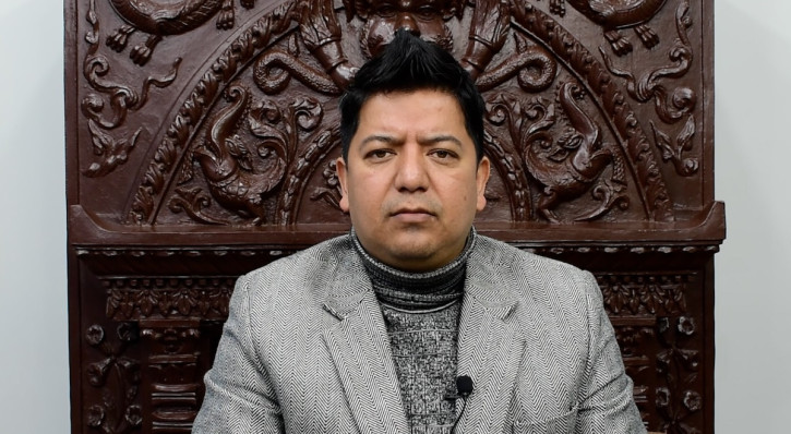 चुरोटभन्दा अझै हानिकारक हुन्छ हुक्का, कसरी?