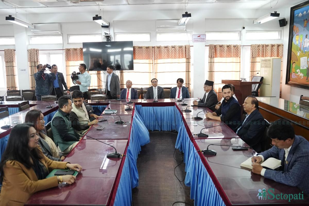 All-Party-meeting_-142-ink-1785295525.jpeg