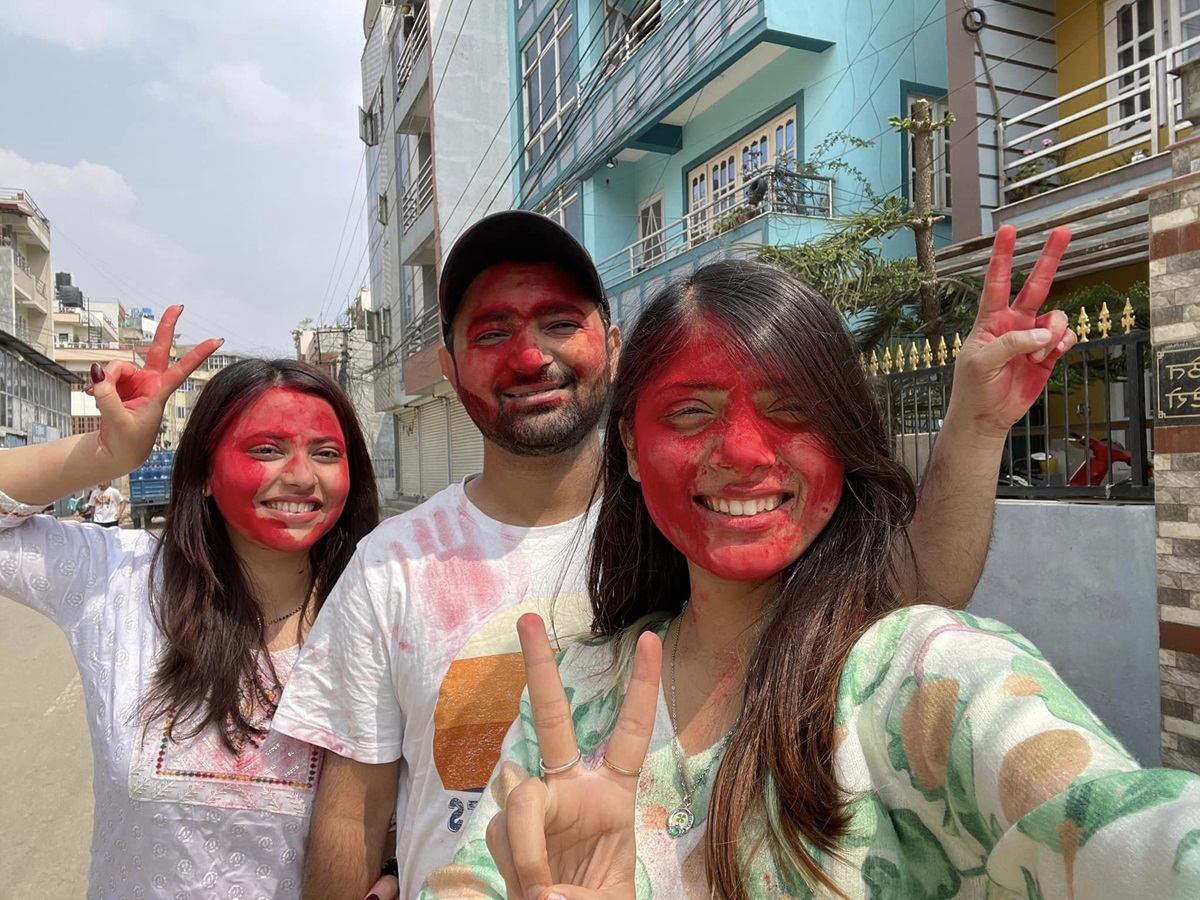 Asmita-holi-KB 