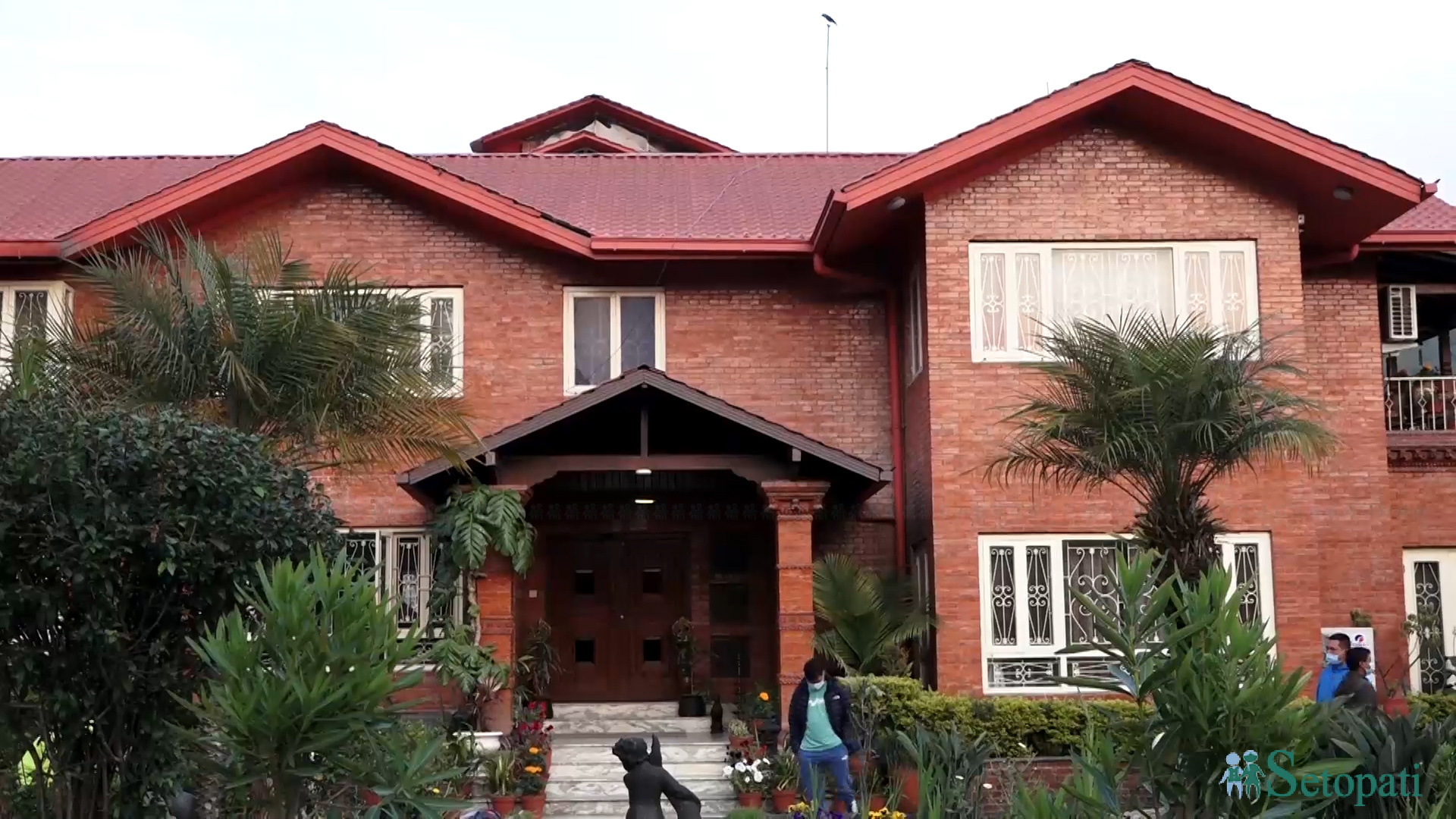 एमालेसँगको सहकार्यबारे पुनर्विचार गर्न कांग्रेस बैठकमा प्रस्ताव