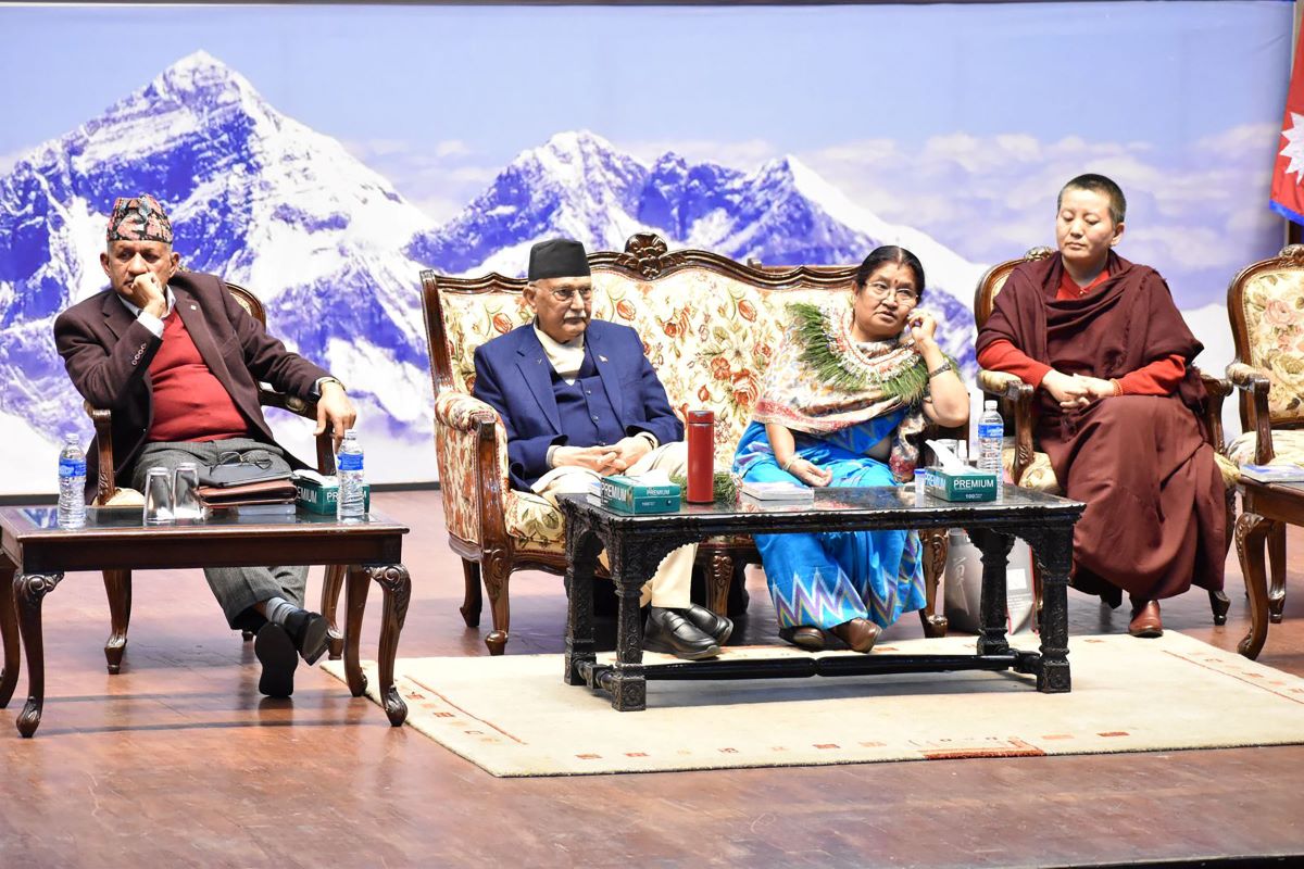 प्रधानमन्त्री ओलीका आलोचकलाई ‍राधिकाको जबाफ- गोठालो हुनु गर्वको कुरा हो
