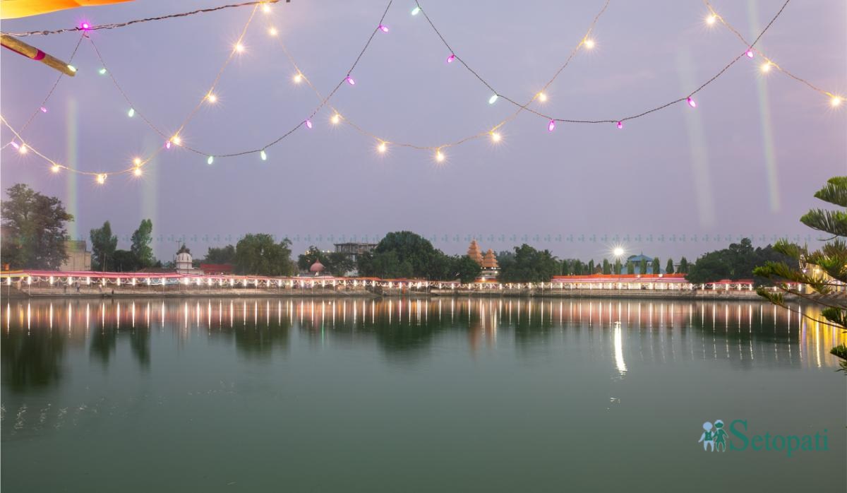 Chhath-Janakpur_NPL_Amrendra2-ink-1761544429.jpeg