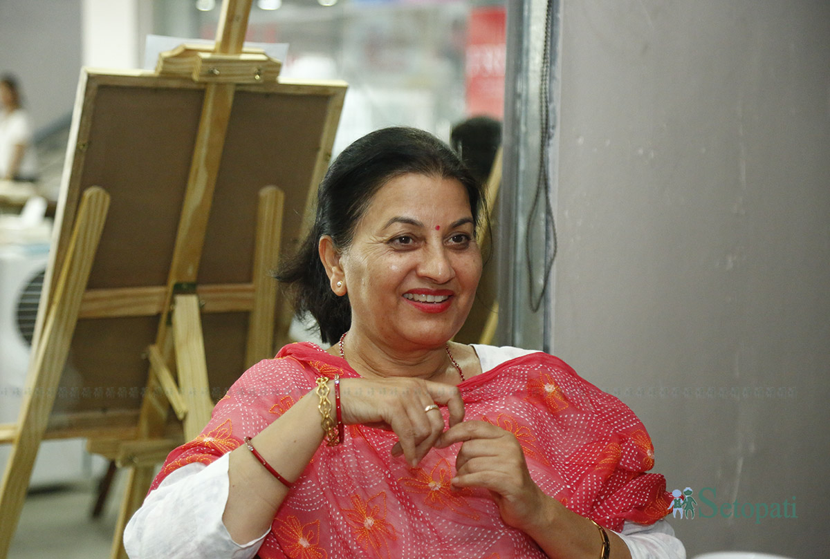 घरभित्रै बसेर छुरा हान्नेलाई अनुशासन कारबाही गर्नैपर्छ: सहमहामन्त्री डिना