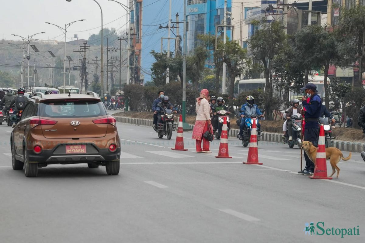 Election-police-on-Duty-Kathmandu-traffic_NPL4-ink-1772174044.jpeg