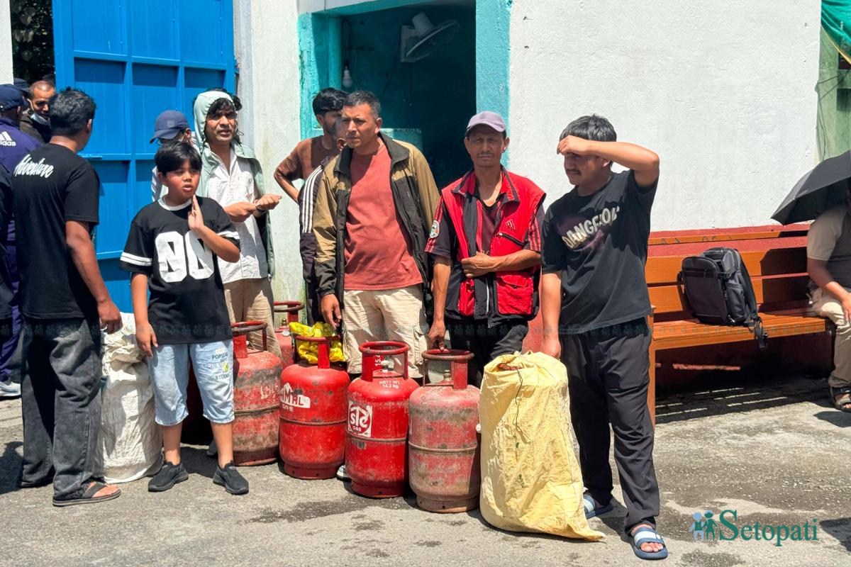 Gas-line_Nepal-Photo-Library8-ink-1786774138.jpeg