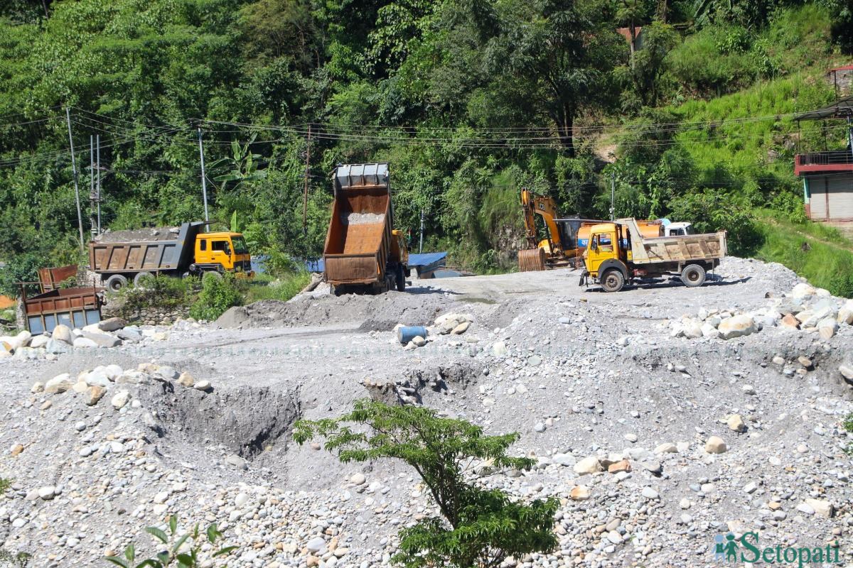 Kaligandaki-Dohan-Parbat-Baglung_NPL_Dammar-Budha-Magar-(8)-ink-1787374787.jpeg