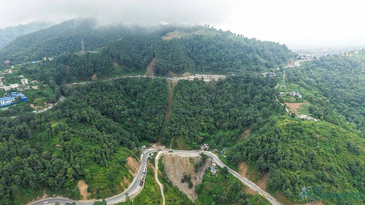 Kathmandu--Pokhara-highway-Nepal-photo-Library_NPL3-ink-1752655546.jpeg