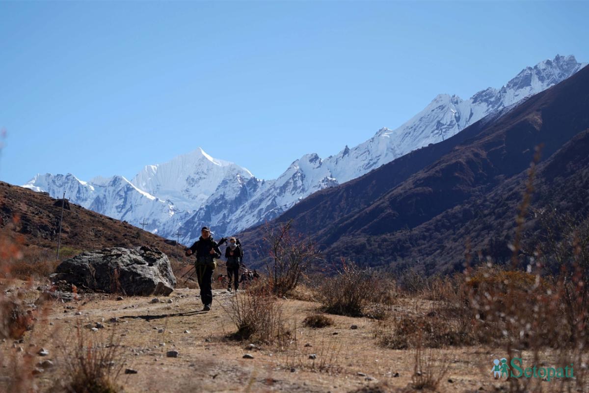 Langtang_Valley_DSC06798-ink-1764392875.jpeg