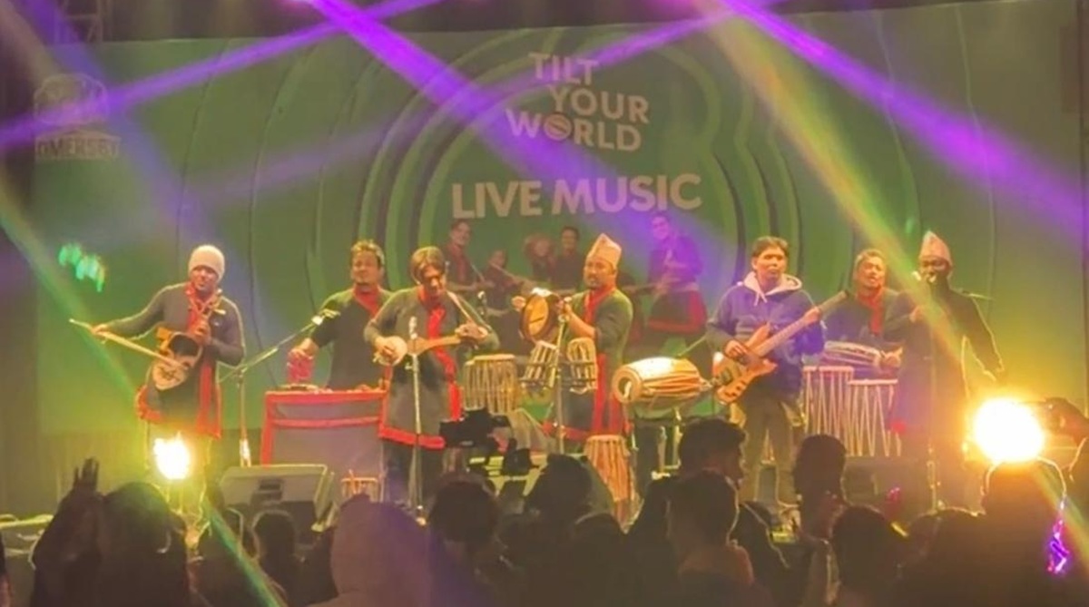 'कुटुम्ब' ले काठमाडौं बुढानिलकण्ठमा दियो लाइभ प्रस्तुति