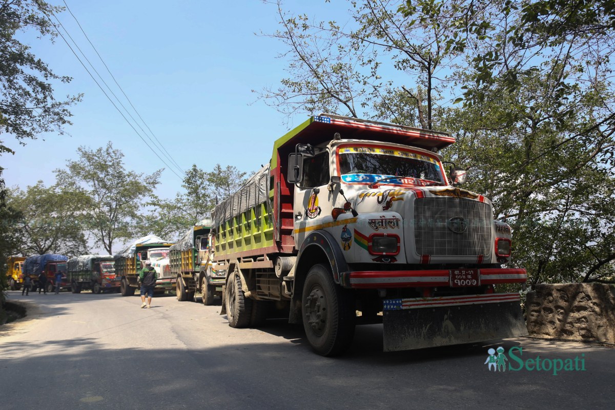 Machhapokhari-Tinpiple-Road-Strike.-139-ink-1746169798.jpeg