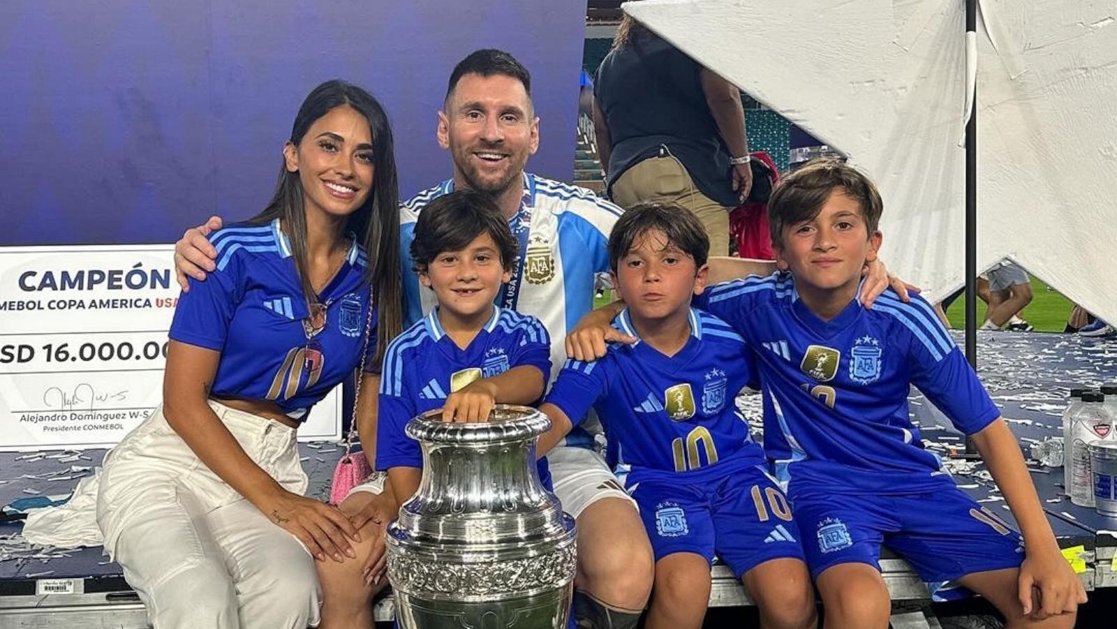 Messi-family-copa-america-ht-jm-240715_1721055373529_hpMain_16x9_1600-1779192010.jpg