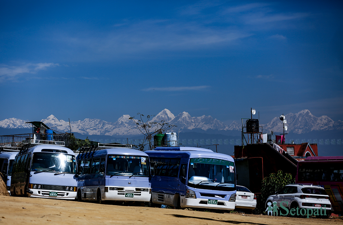 Mountains-from-kathmandu--(2)-1793095913.jpg