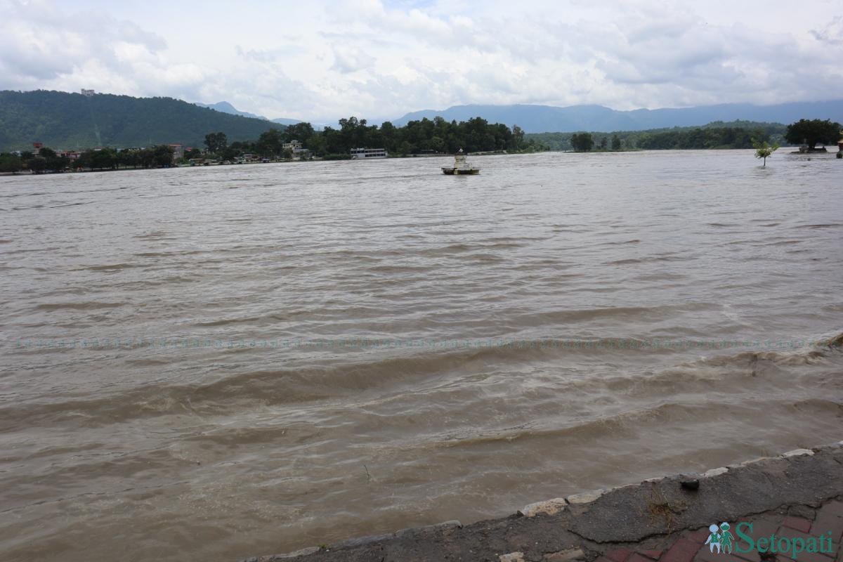 Narayani-River-Chitwan-Photos_NPL_Nisha-Shrestha-(3)-ink-1786006566.jpeg