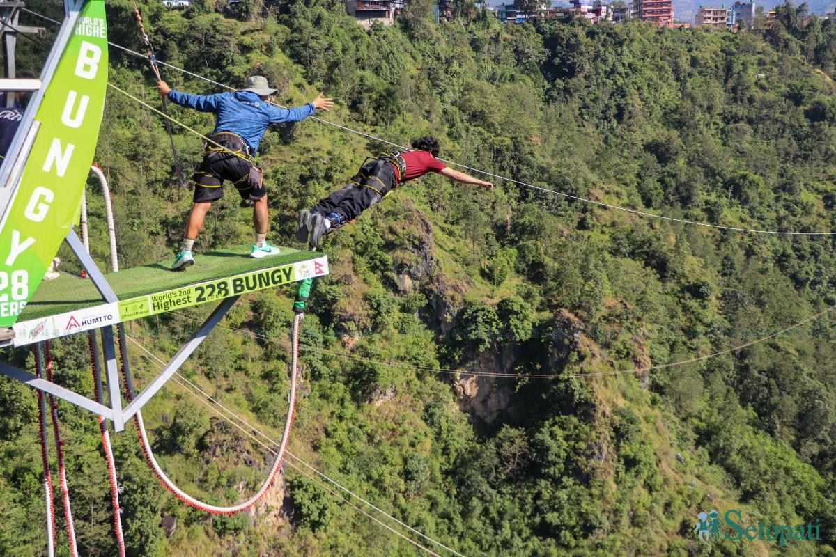 Parbat-Kushma-Bungee-The-Cliff_NPL_Dammar-Budha-Magar-(11)-ink-1793165590.jpeg