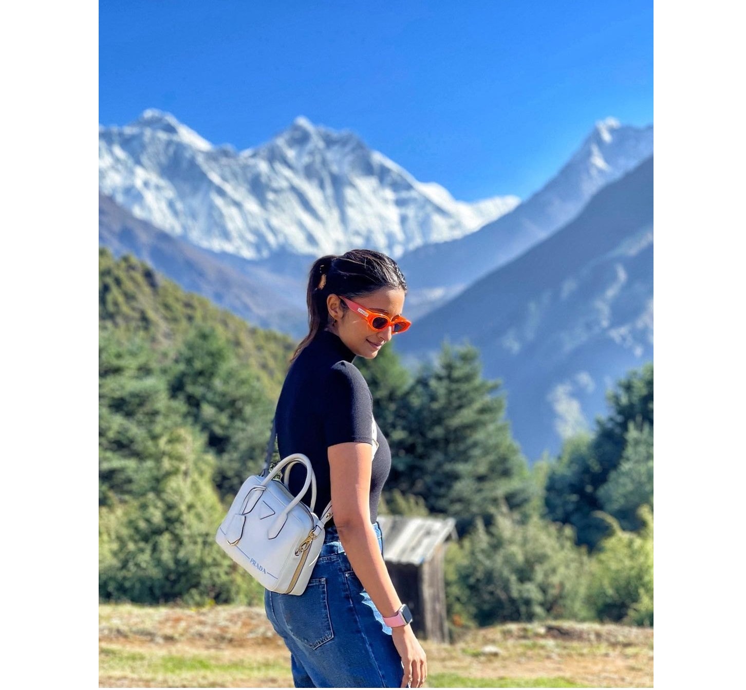 तस्वीर स्रोत: परिणीतिको फेसबुकबाट