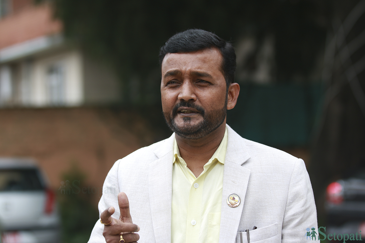 खानेपानी मन्त्रीले दिए राजीनामा