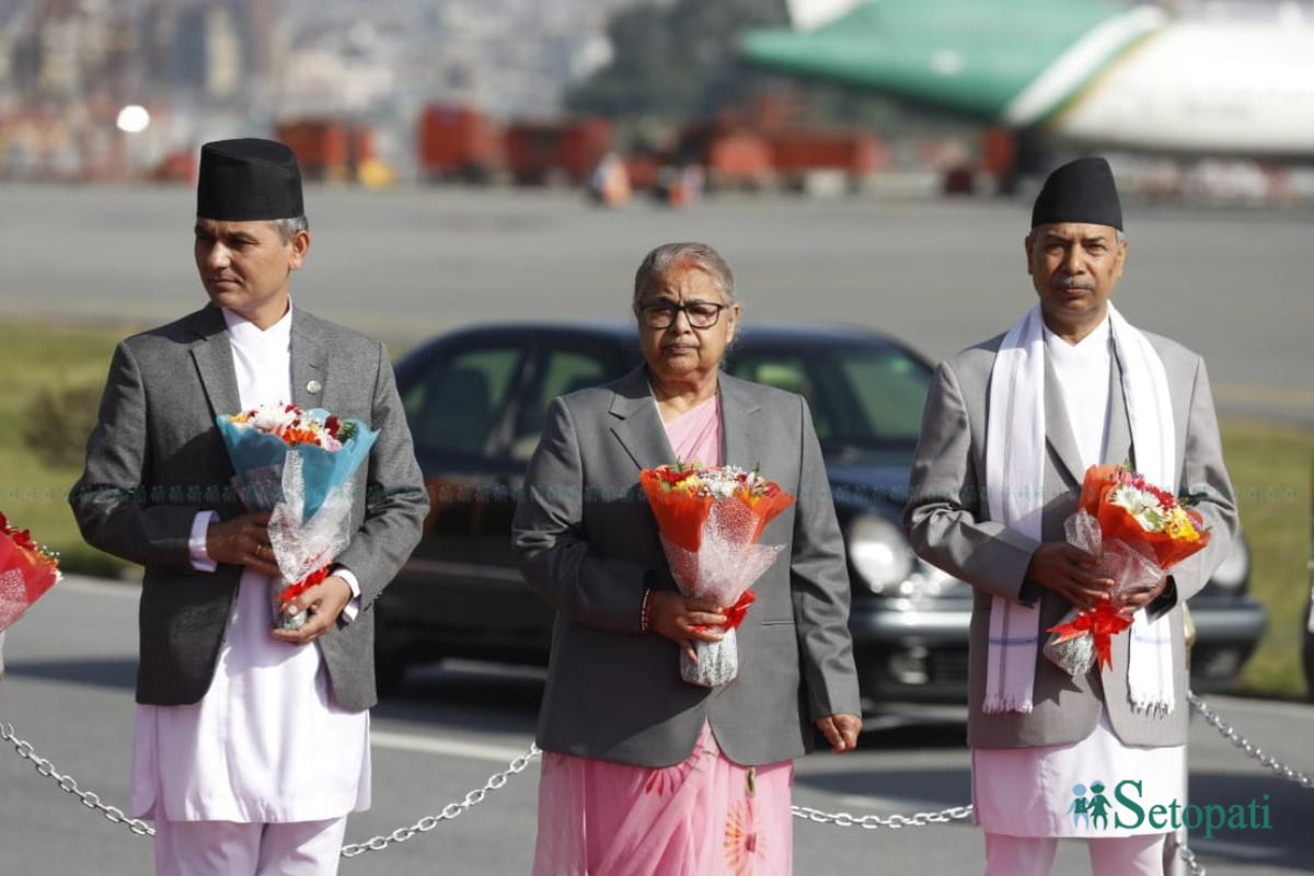 President-Ramchandar-Poudel-Departure-to-Qatar_-300-ink-1762141749.jpeg