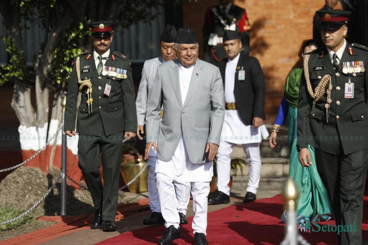President-Ramchandar-Poudel-Departure-to-Qatar_-303-ink-1762141750.jpeg