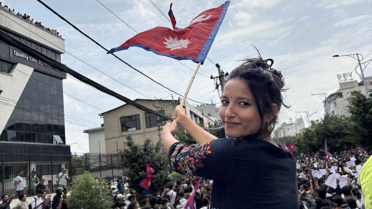 भदौ २३ को प्रदर्शनमा रक्षा बम।