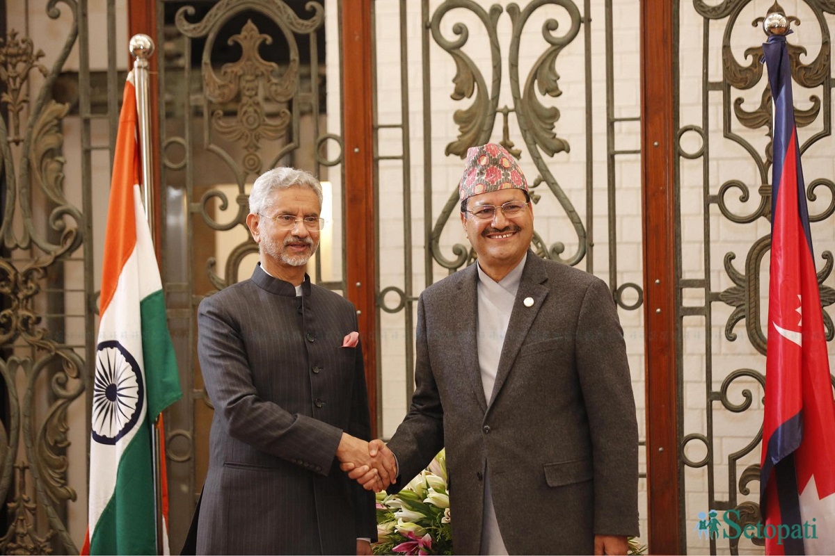 S-jayshankhar-meets-NP-saud-1704352893.jpg