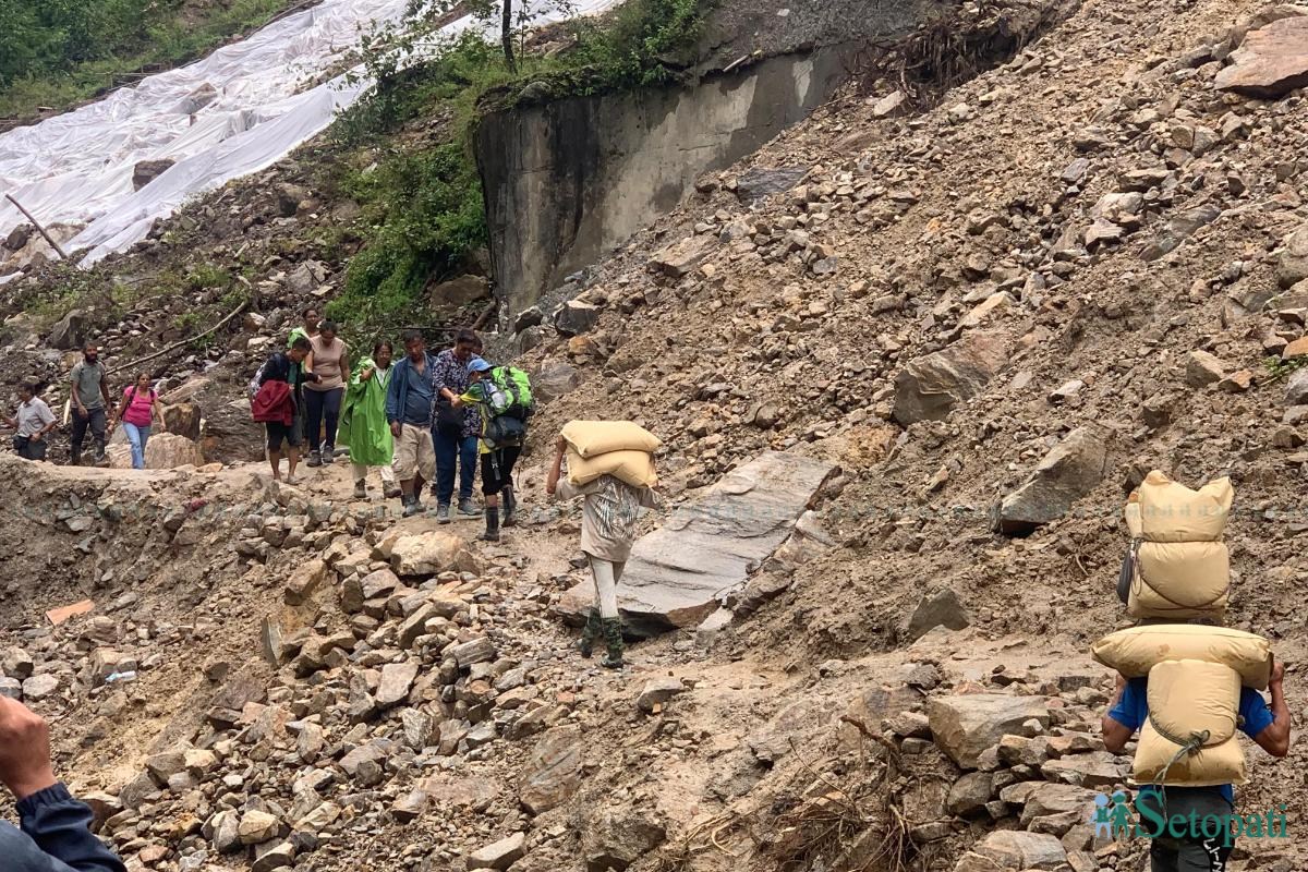 Sindhupalchok-pahiro-(10)-ink-1757158968.jpeg