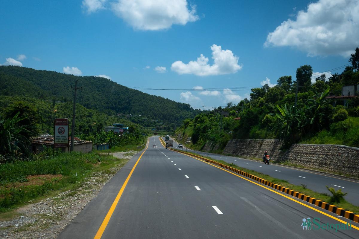 Tanahun_Prithivi-Highway_Nepal-Photo-Library_NPL11-ink-1752894720.jpeg
